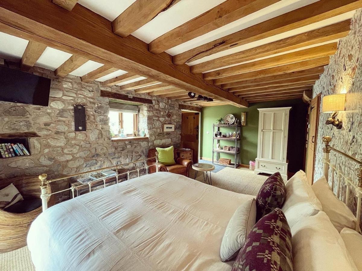 The Cowshed Bed and Breakfast Llangollen Exteriör bild