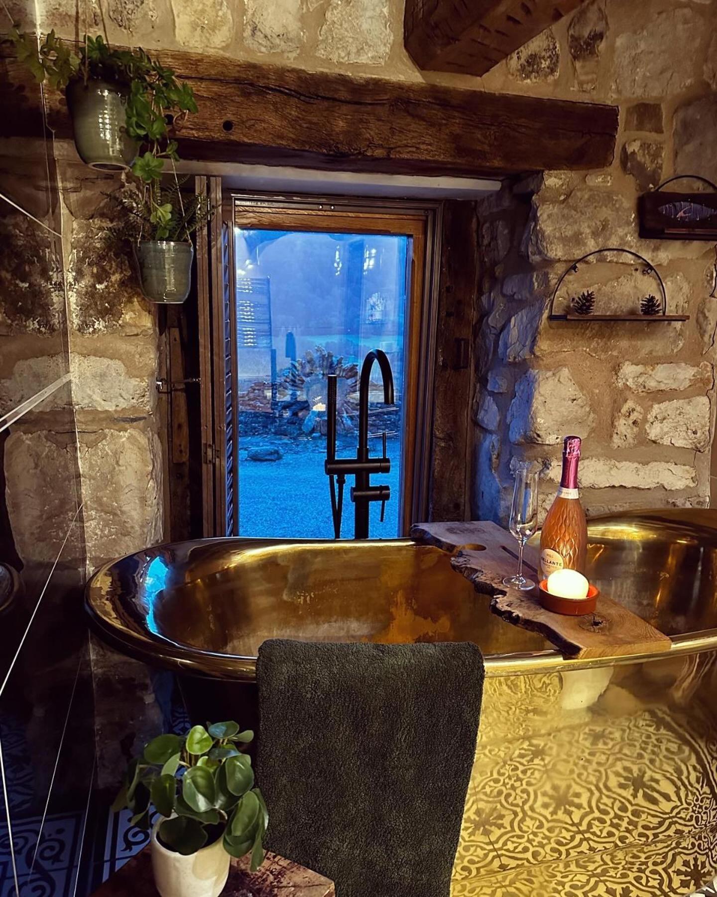The Cowshed Bed and Breakfast Llangollen Exteriör bild
